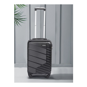 upto 85% Off On Luggages